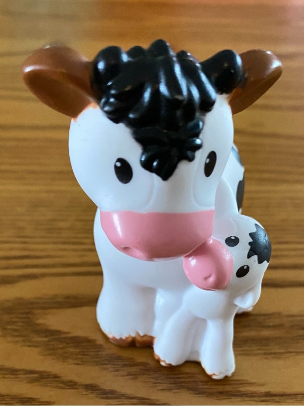 2019 Fisher Price Little People Cute White & Pink Cow with Baby Figurine